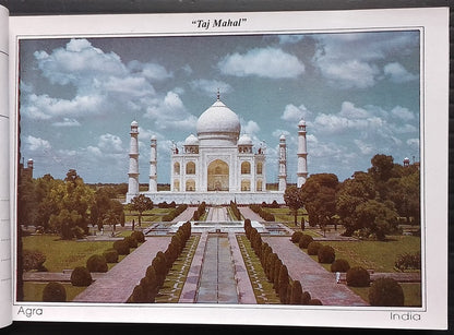 AOP India vintage booklet of 10 postcards - Taj Mahal