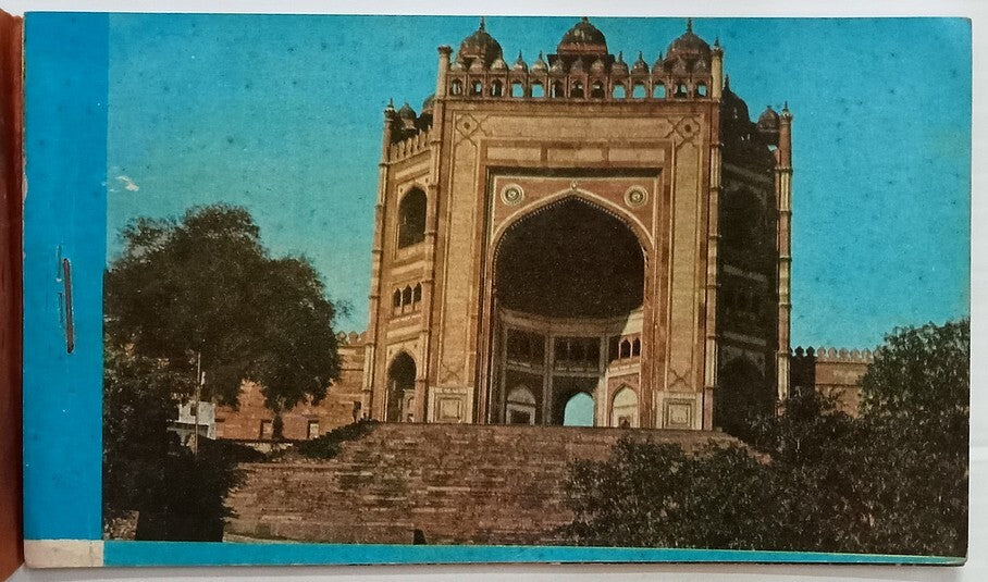 AOP India FATEHPUR SIKRI vintage booklet of 10 postcards 