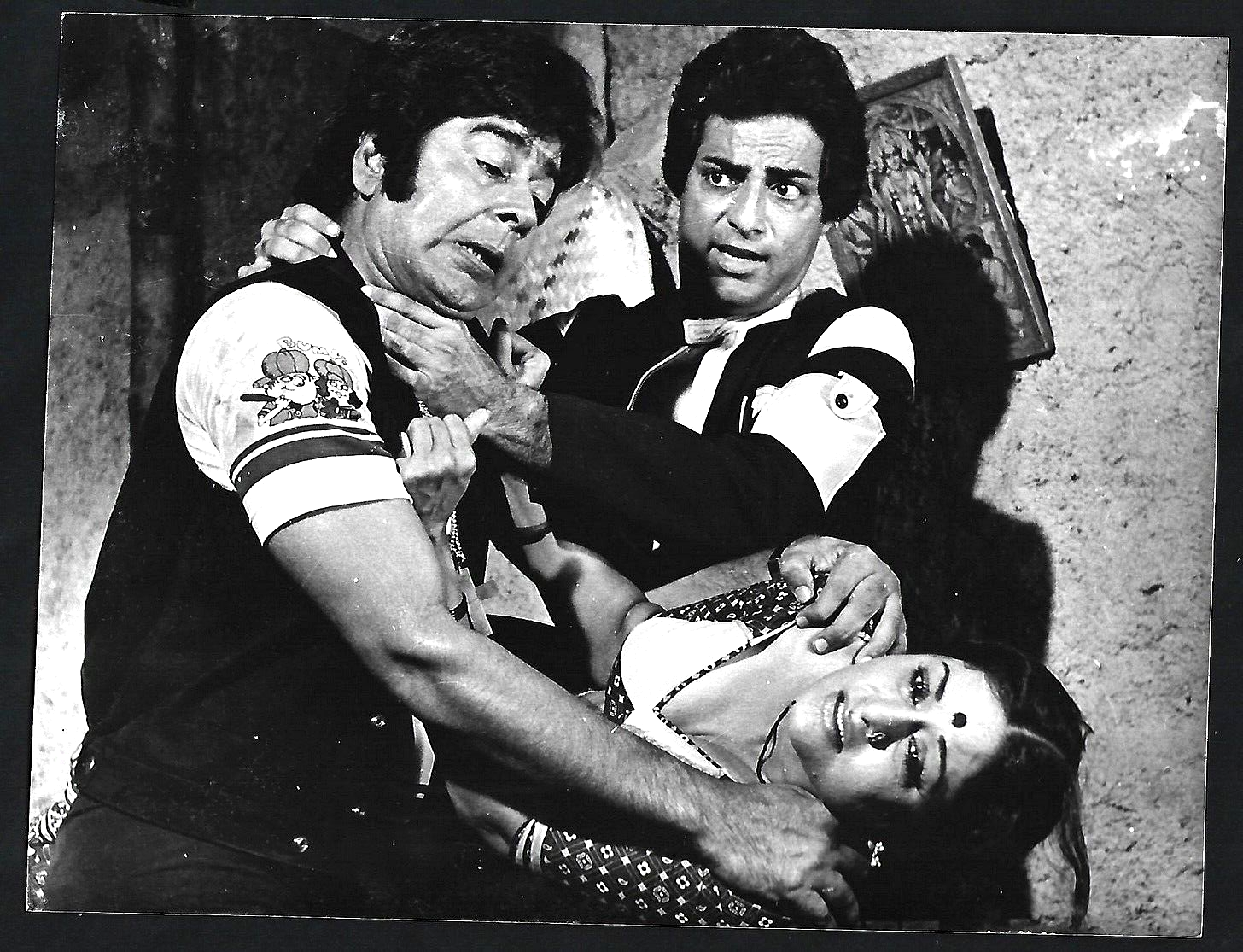 Bollywood vintage 7"x9" photograph - on the set ARUNA IRANI
