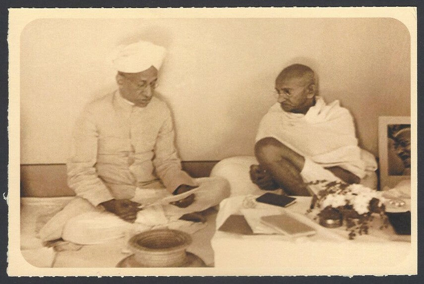 AOP India full back pictorial 50p Gandhi postal card GANDHI AND S.RADHAKRISHNAN 