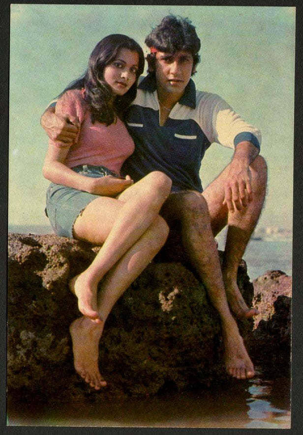India Bollywood vintage postcard KUMAR GAURAV & VIJAYTA PANDIT