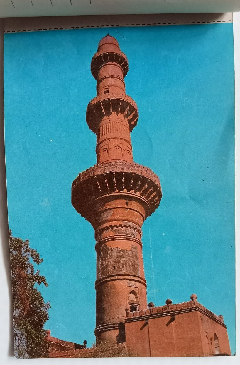 AOP INDIA DAULATABAD FORT vintage booklet of 10 postcards