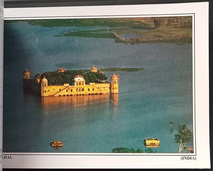 (AOP) India booklet of 12 vintage postcards AMBER FORT