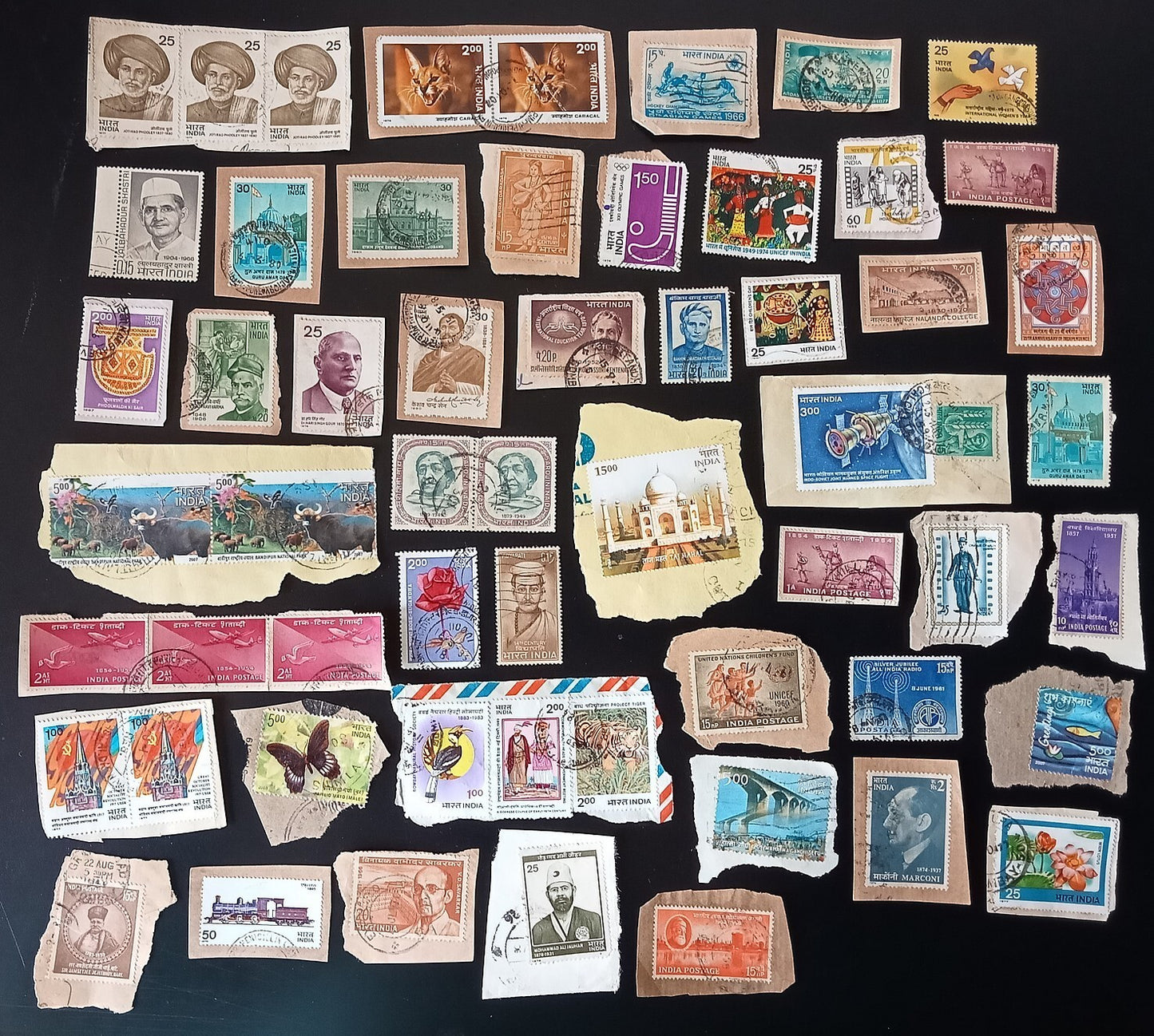 India unpicked on paper commemorative mix (200)