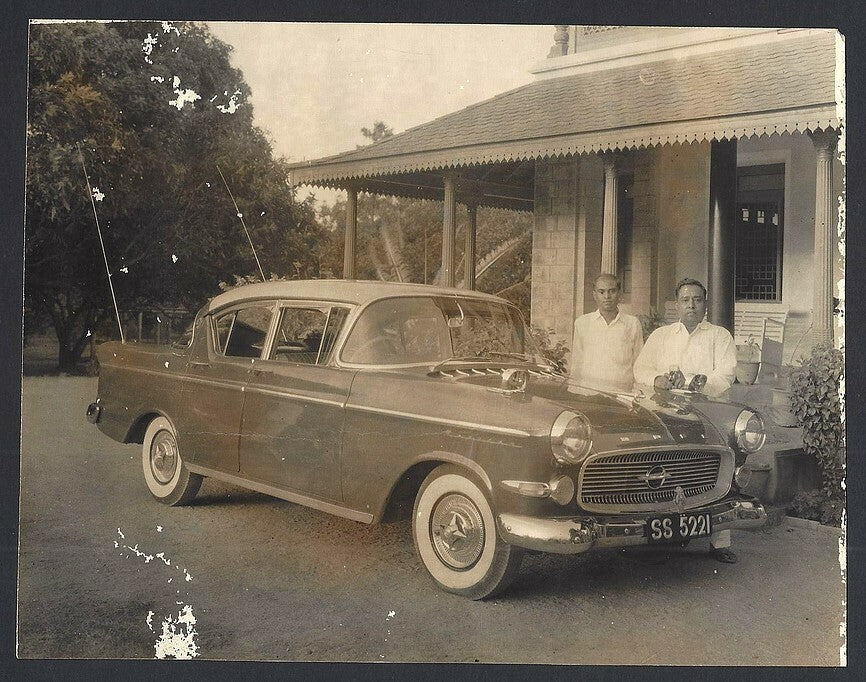 India vintage automobile photo with SS number plate 5.75” x 7.5”