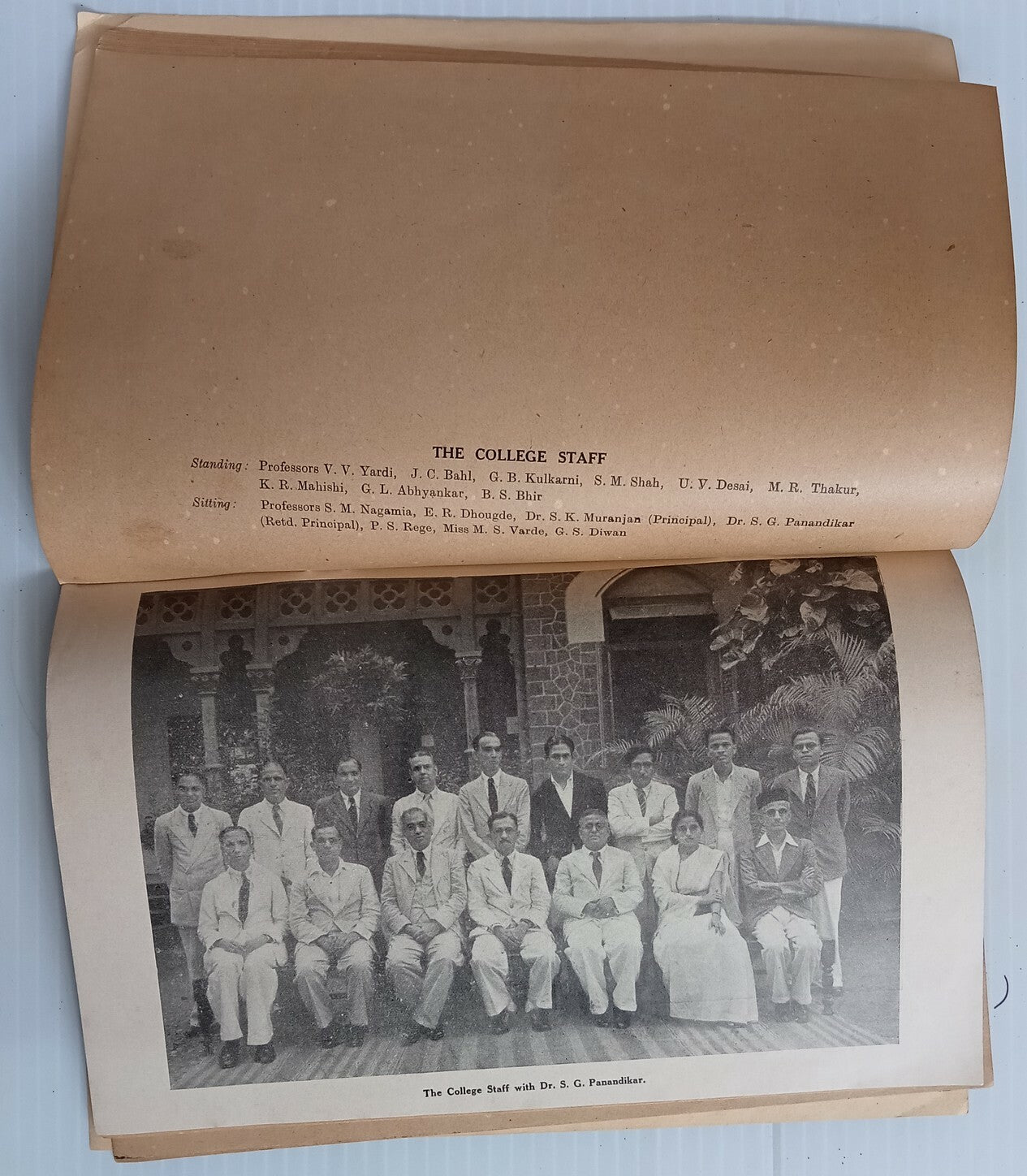 AOP India Sydenham College Magazine October 1948