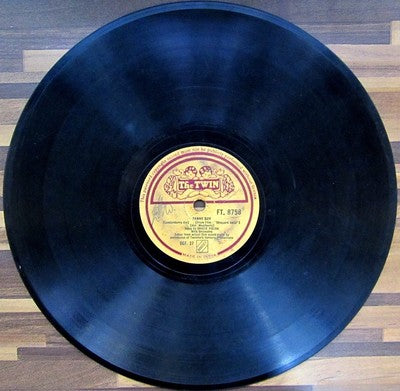 India TWIN 78rpm Gracie Shields in Shipyard Sally MADE IN INDIA
